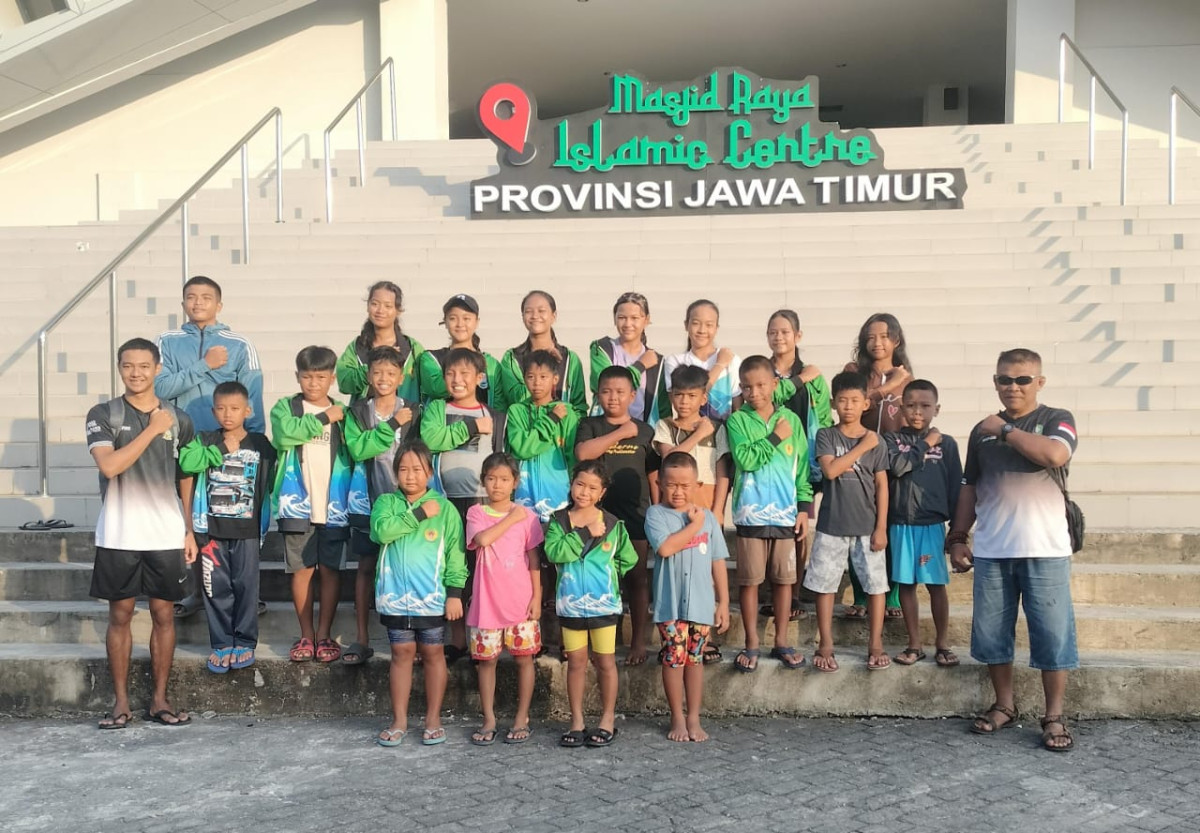 Kontingen POSSI Kabupaten Banyuwangi pada Kejurda Finswimming Jawa Timur 2024