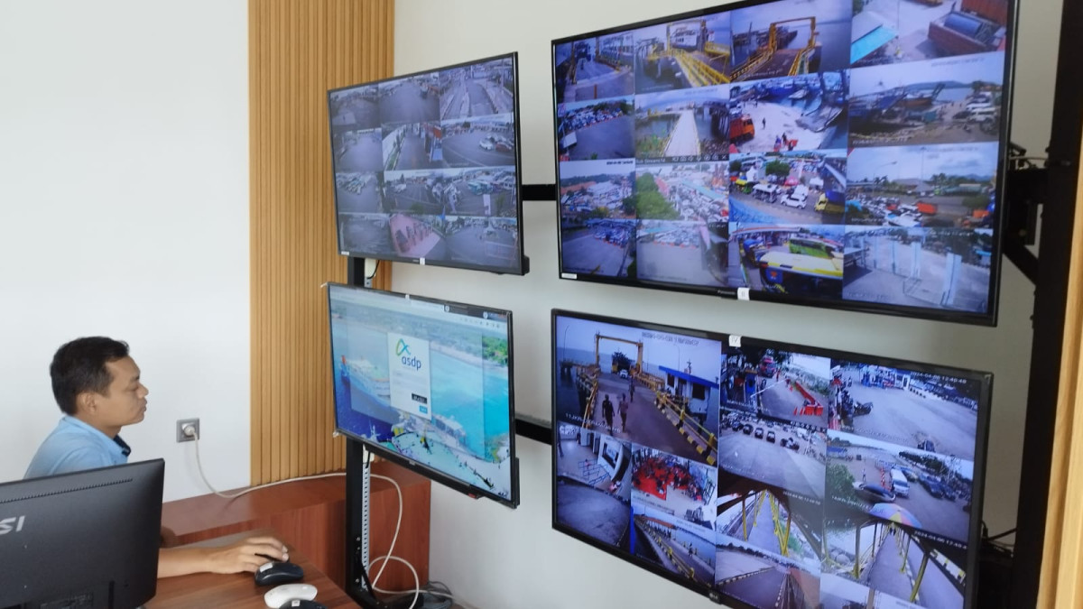 Monitoring Room Pelabuhan ASDP Ketapang memudahkan pemantauan aktivitas di tiga pelabuhan (foto: istimewa)