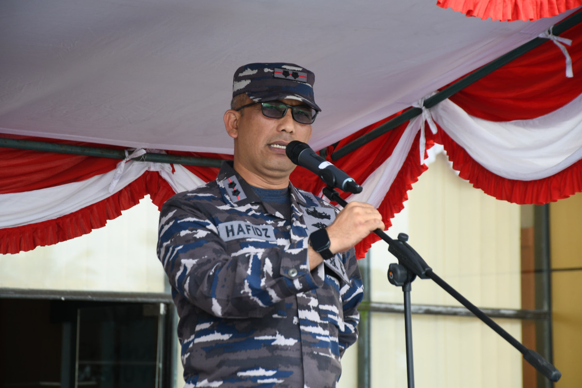 Komandan Pangkalan TNI Angkatan Laut (Danlanal) Banyuwangi Letkol Laut (P) Hafidz, M.Tr.Opsla