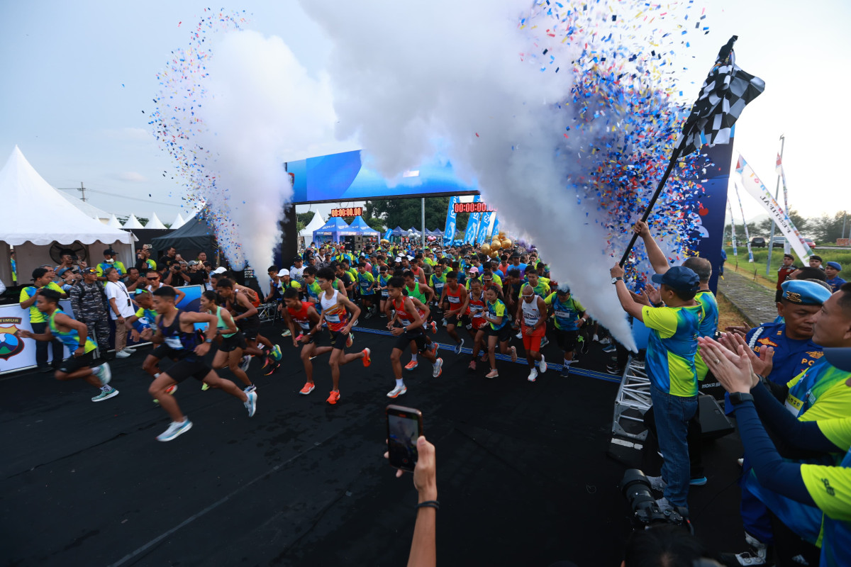 East Java Running Festival (EJRF) digelar di Pantai Marina Boom Banyuwangi, Minggu (26/1/2025)